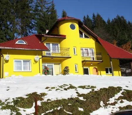 Δωμάτια σε οικογενειακή κατοικία Agata *